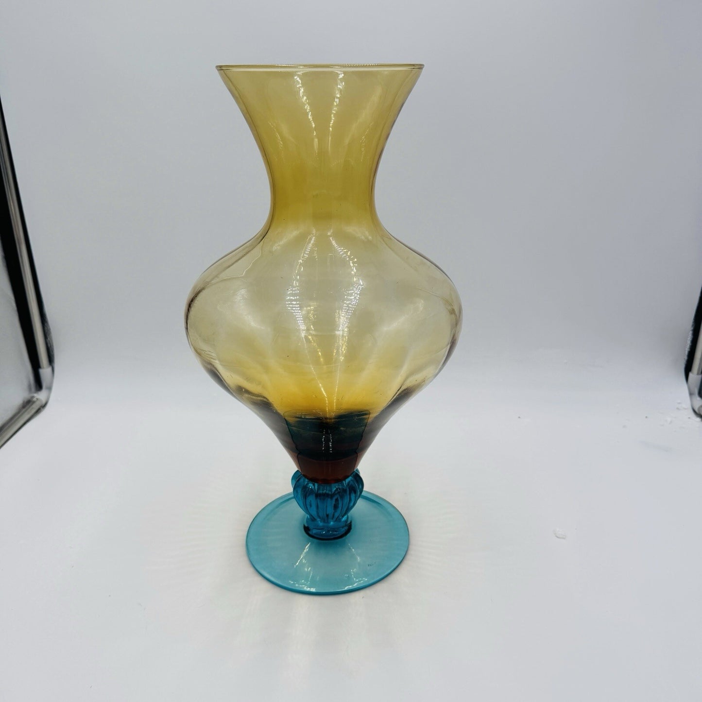 Murano Vetro Eseguito Amber Optic Ribbed Art Glass Footed Vase Large 16in