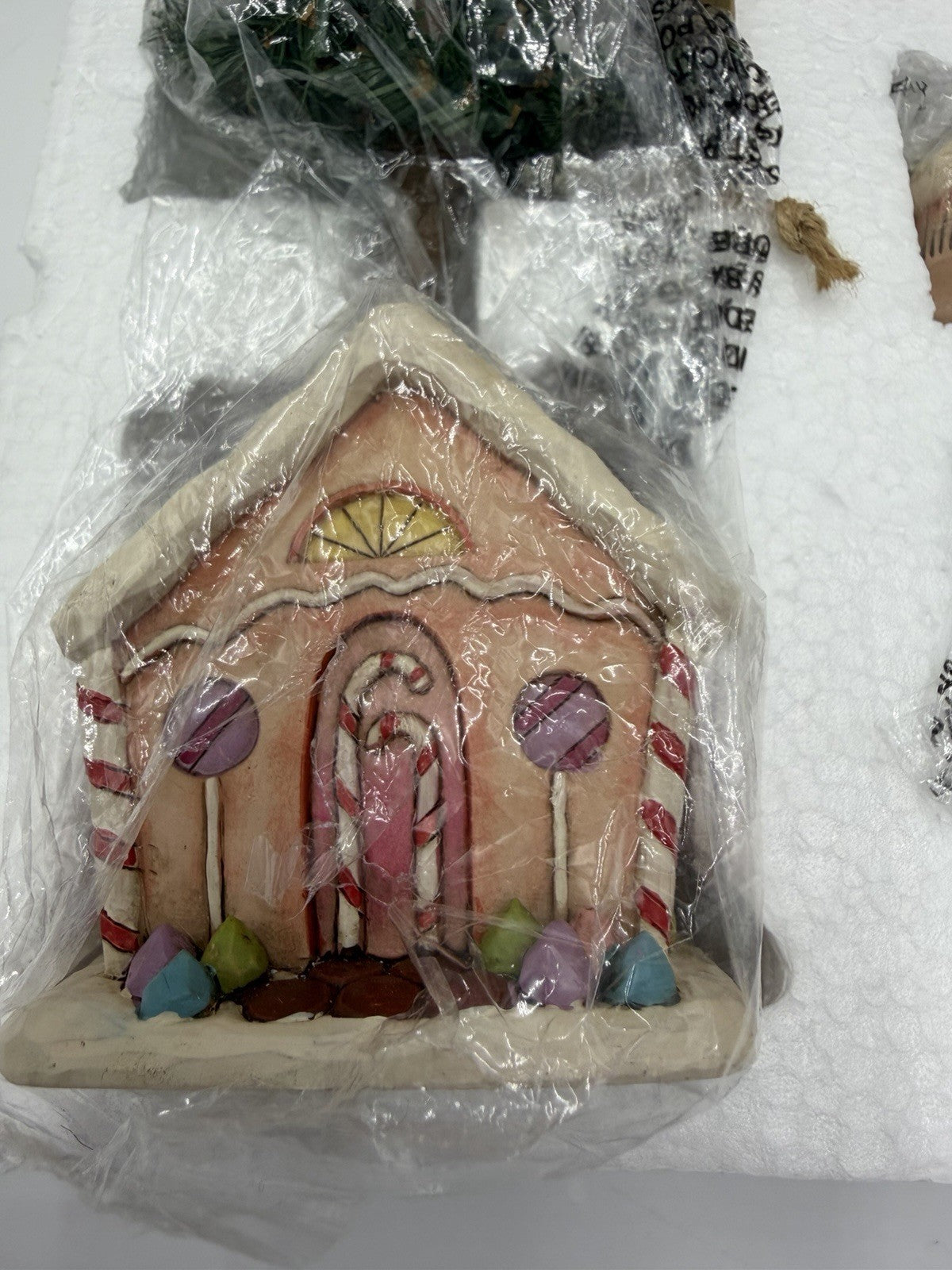 Jim Shore Christmas Joys Are Ever Sweet Christmas Tree (only 4 Ornaments )