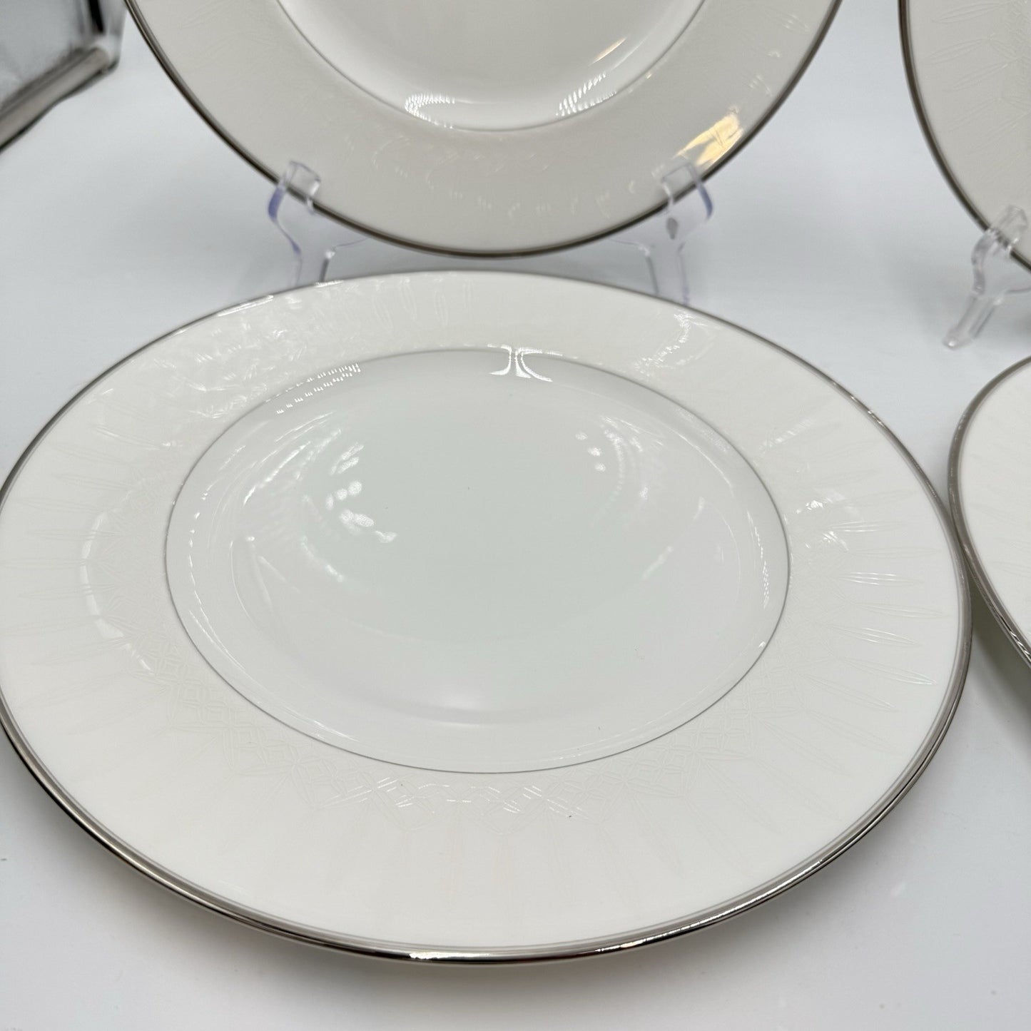 Waterford Fine English China Lismore Platinum Dinner Plates 4 PCs 10.75” New