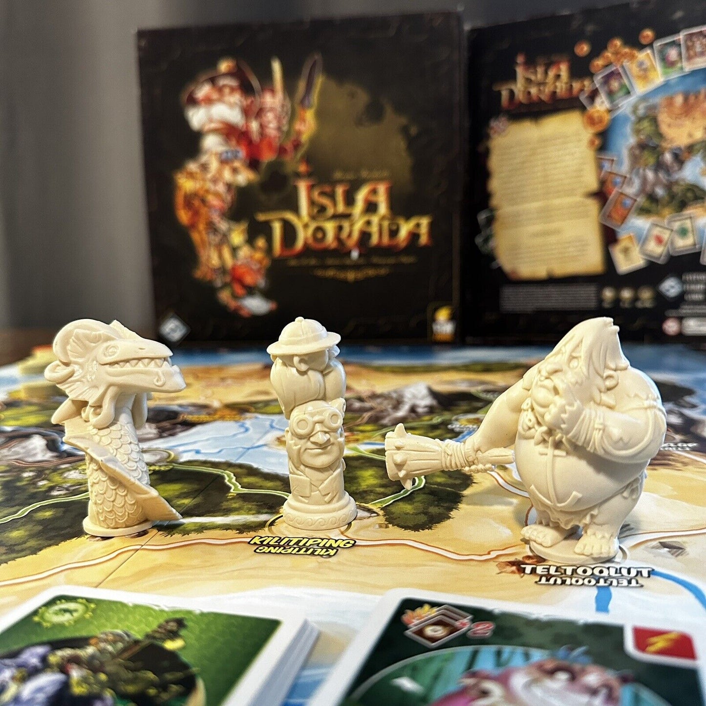 Fantasy Flight Isla Dorada Board Game 2010 Complete 3-6 Players Figurines Fun