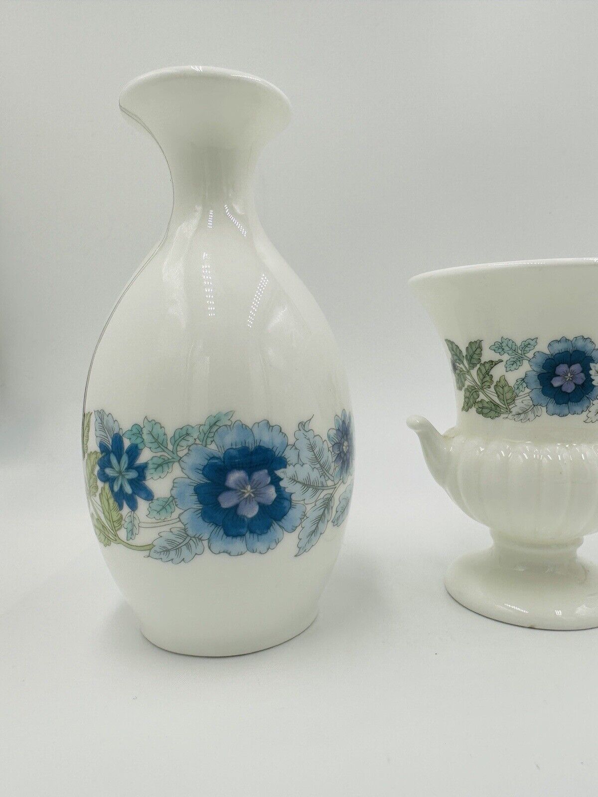 Set of 3 Wedgwood Vases Urn Bud Clementine Bone China Mini Set Vintage Decor