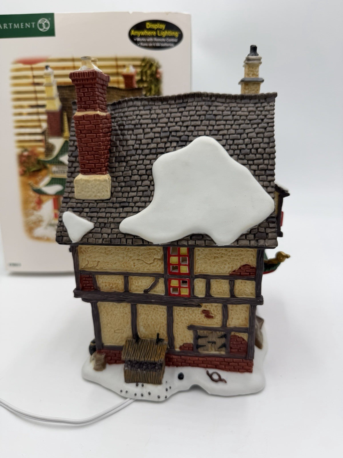 Department56 Dickens VIllage Canton Tea Trading Porcelain Christmas W/box Works
