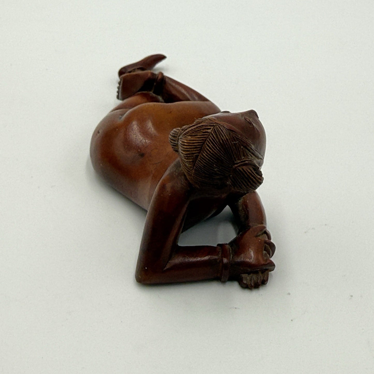 Antique Chinese Netsuke Wood Carved Women Posing Figurine Folk Art Hand Carved