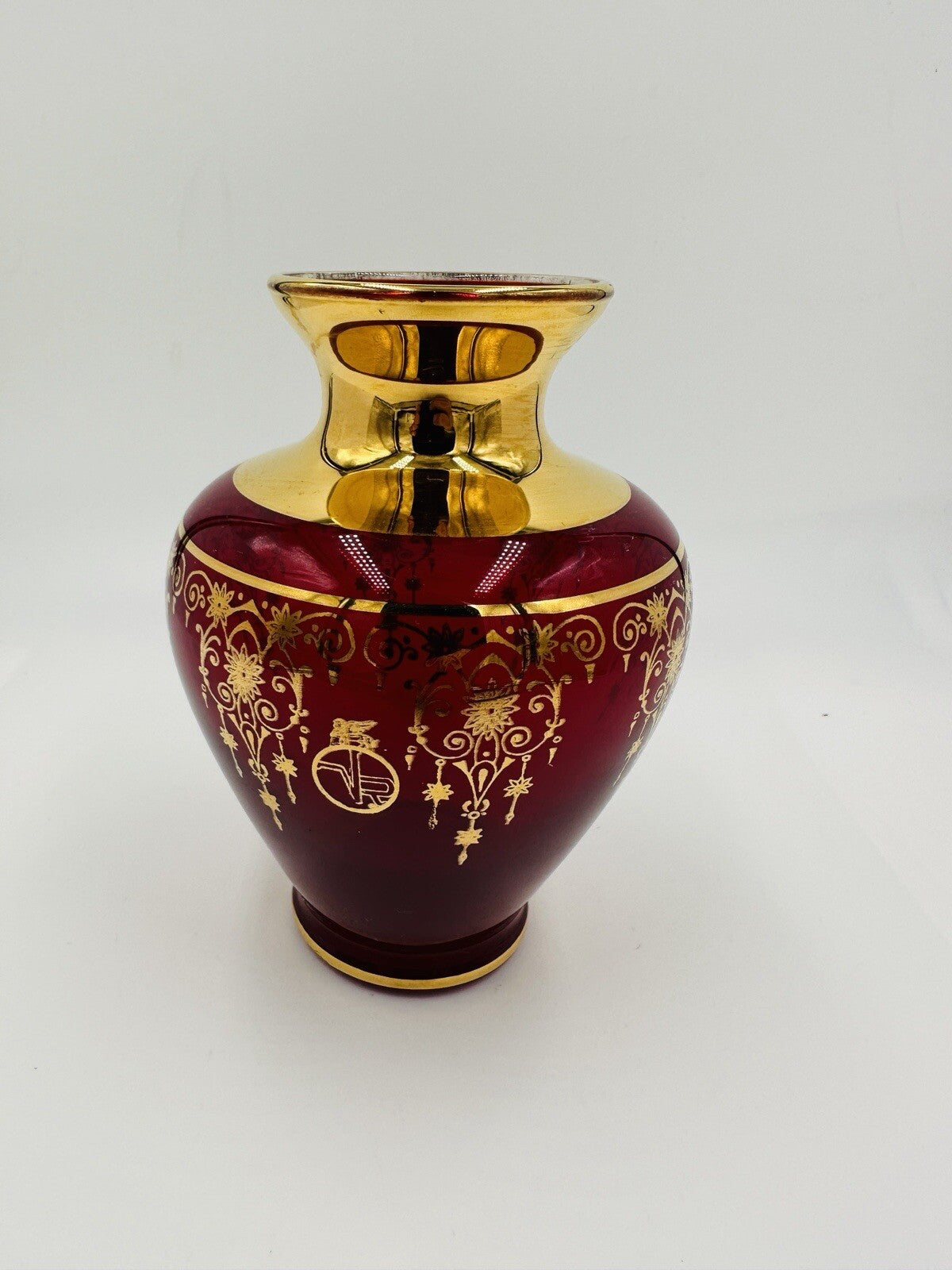 Murano Vase Glass Red Gold Trim Gilding Overlay Late 20th Century Bud