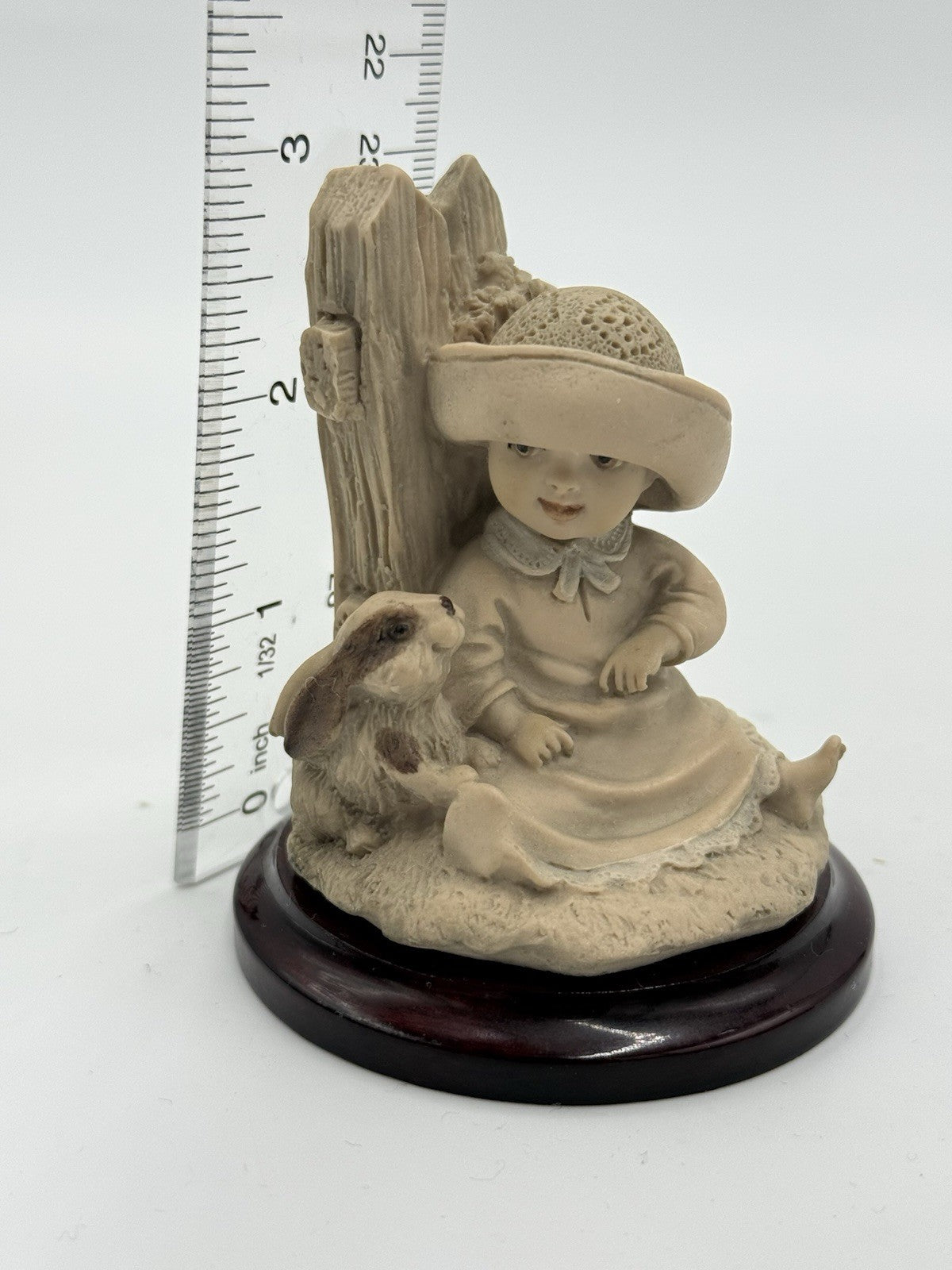Rare Giuseppe Armani "New Pals" Florence Girl With Bunny Italy Figurine 3”
