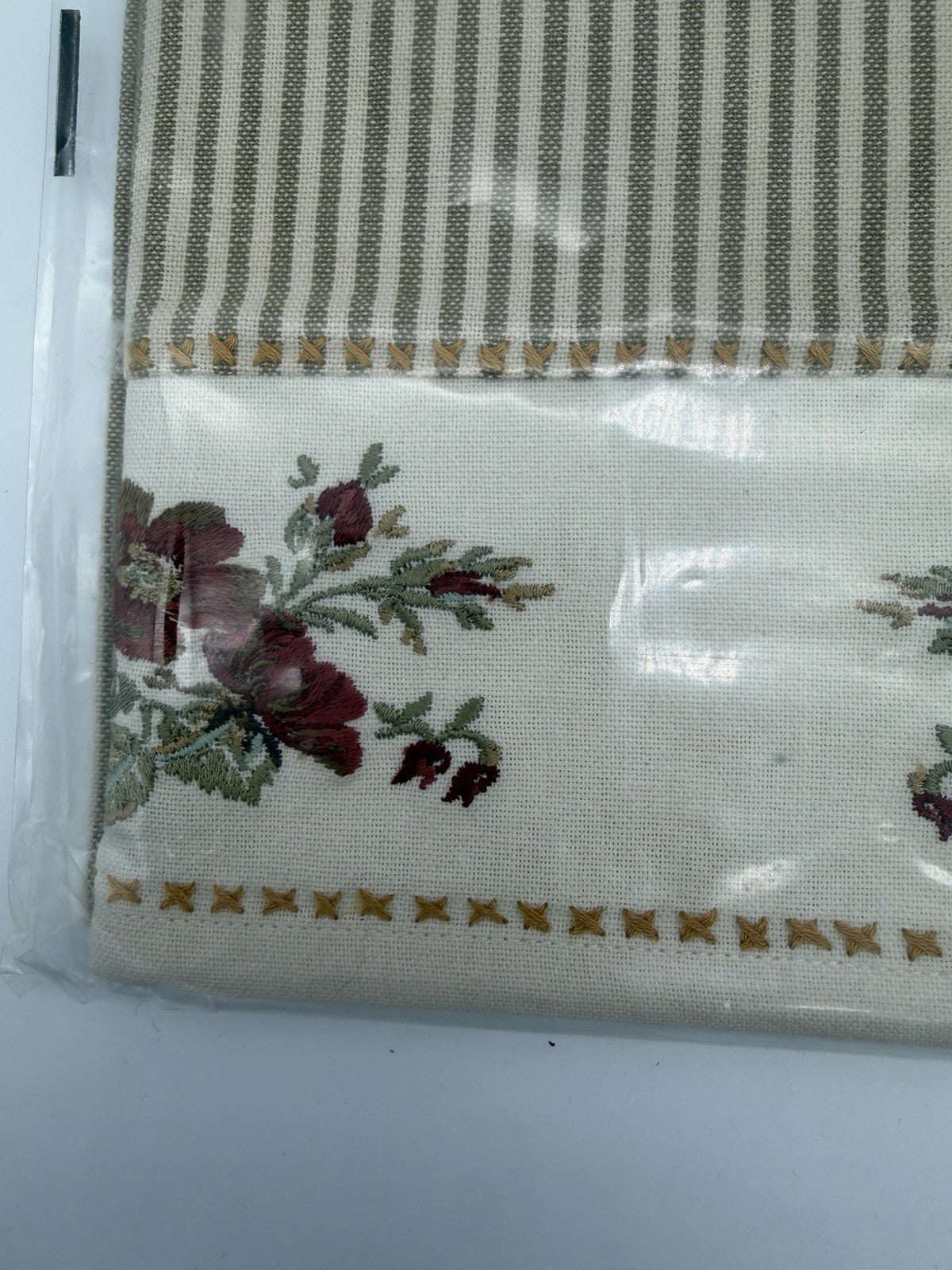 Pottery barn stripe embroidered floral kitchen towel Cotton Beige Flowers Set 2
