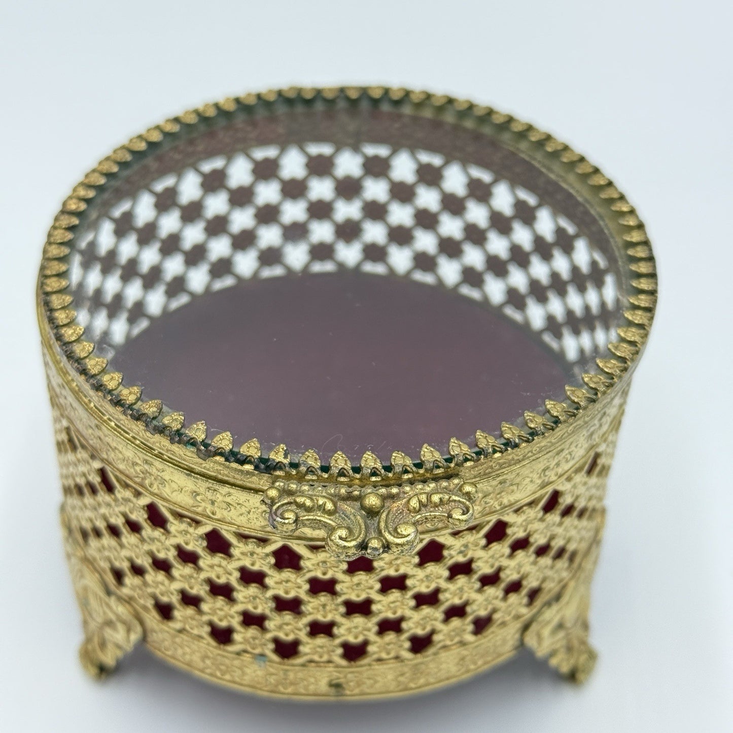 Vtg Ormolu Style Hollywood Regency Footed Circular Jewelry Box Red Velvet Ornate