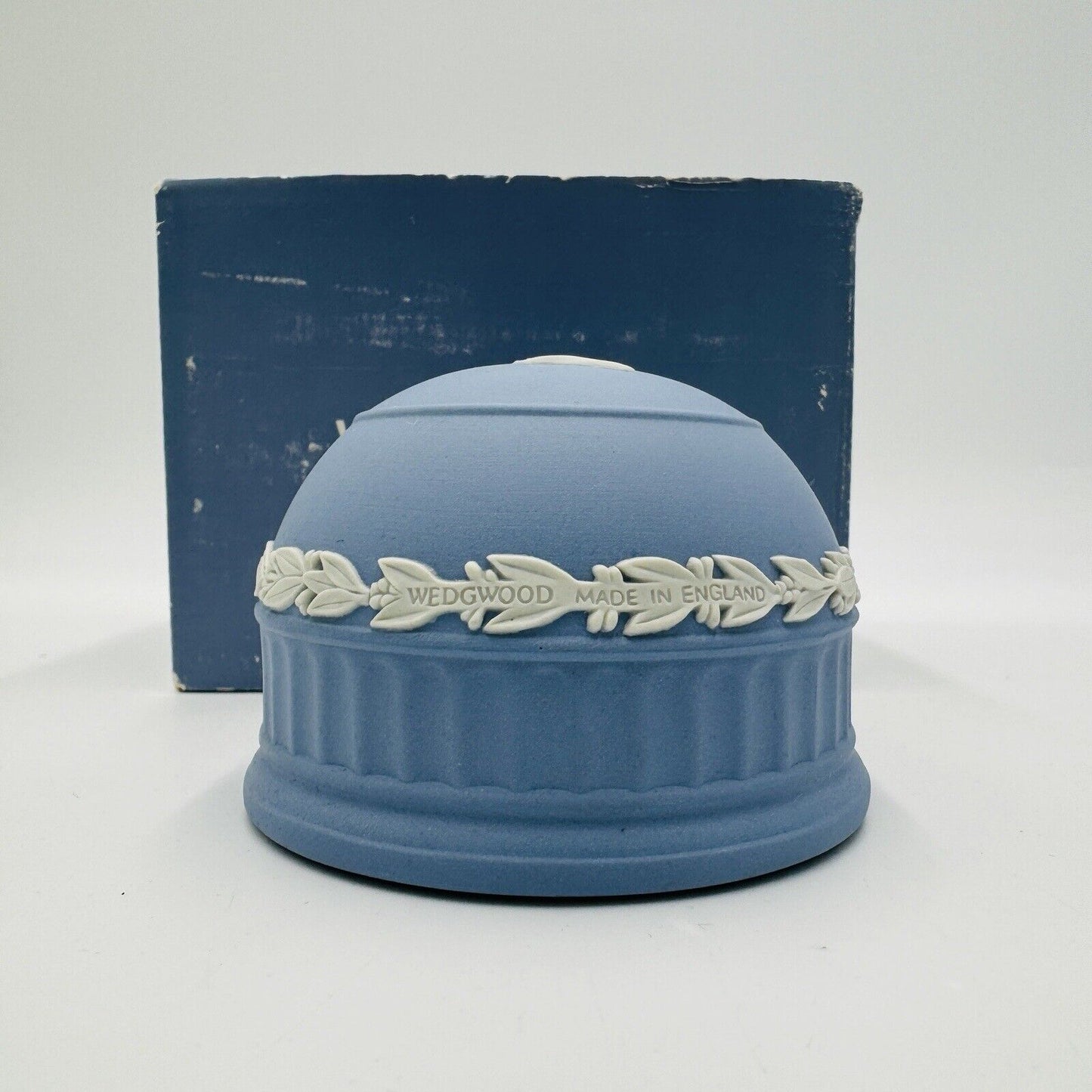 Wedgwood Jasperware Blue PAPERWEIGHT JULIUS CAESAR Vintage England