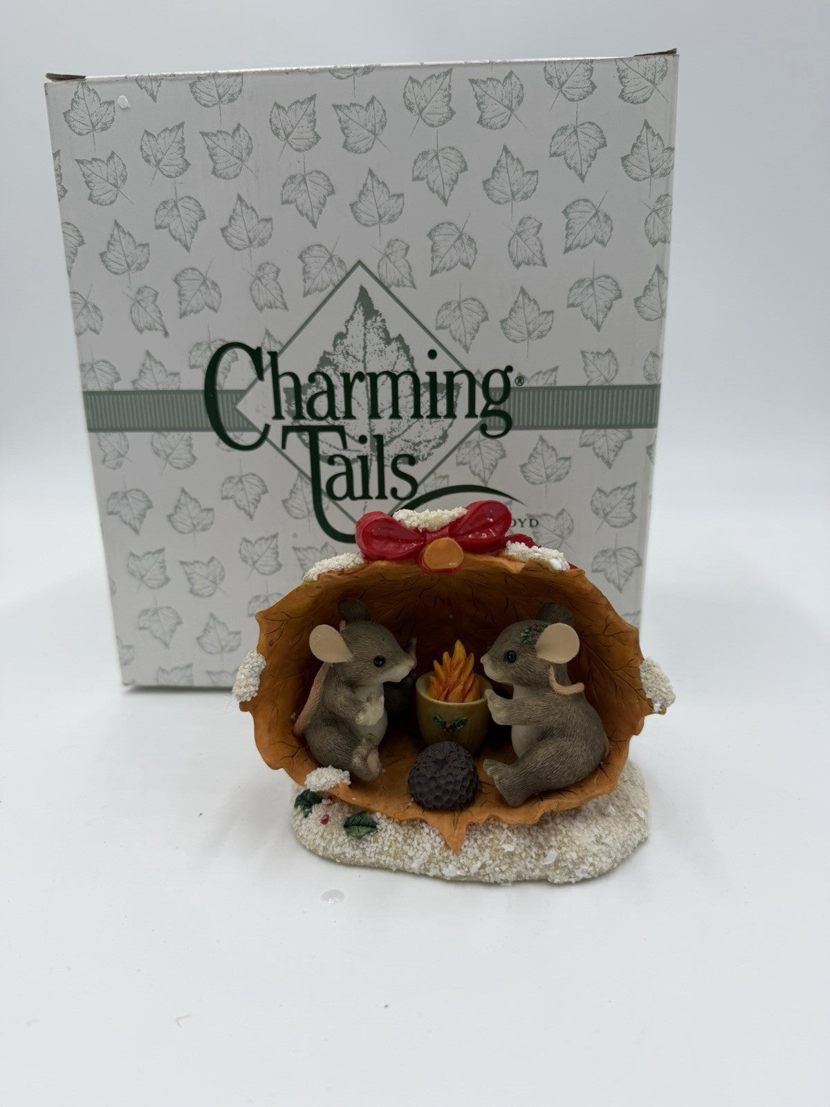 Charming Tails Mouse Oak Leaf Warm Cozy Holiday Fire Dean Griff Signed 97/13