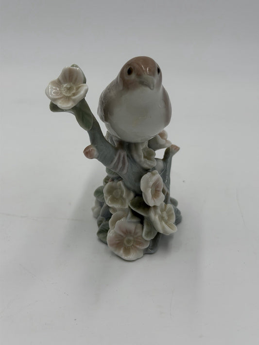 Lladro Spain Porcelain Nightingale Bird On Flower Branch Figurine 3.5”