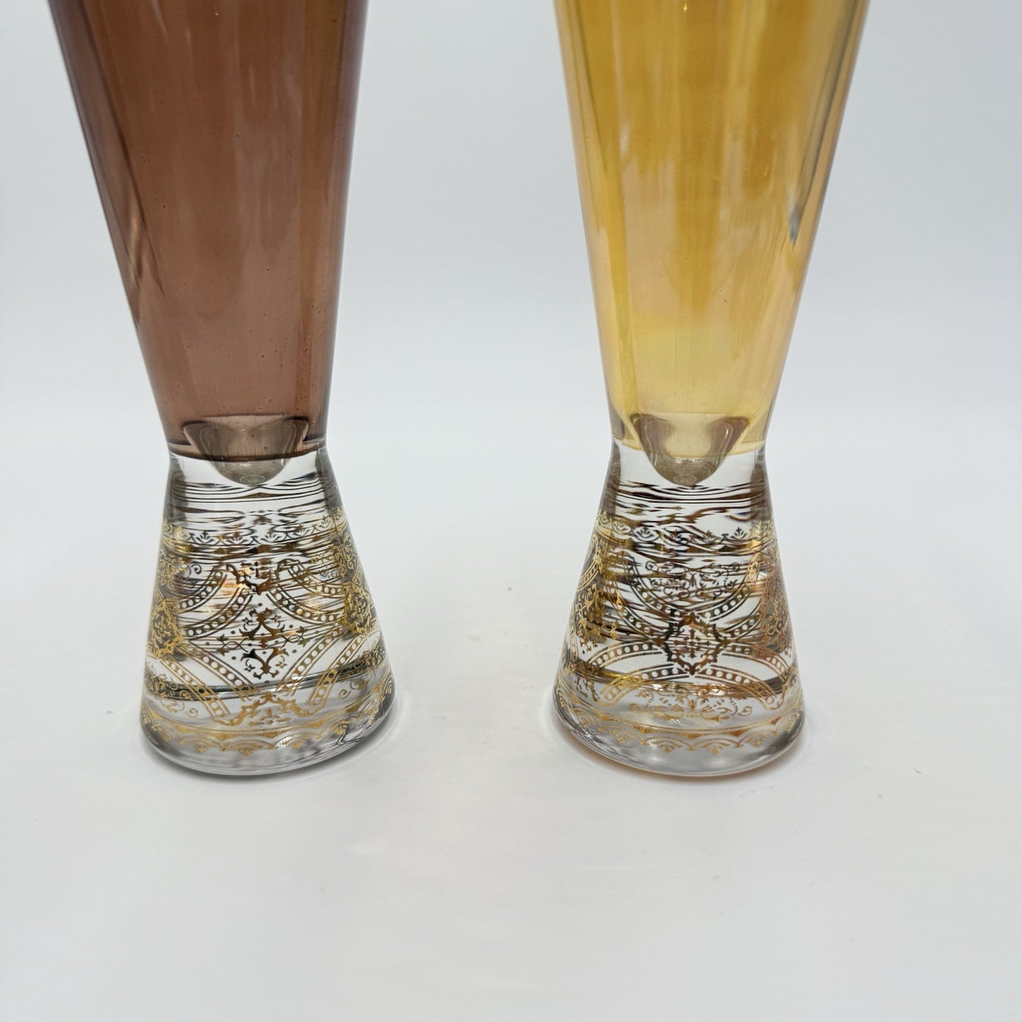 2 Vintage Collezione Timon Art Glass Italian Iridescent Gold Champagne Flutes