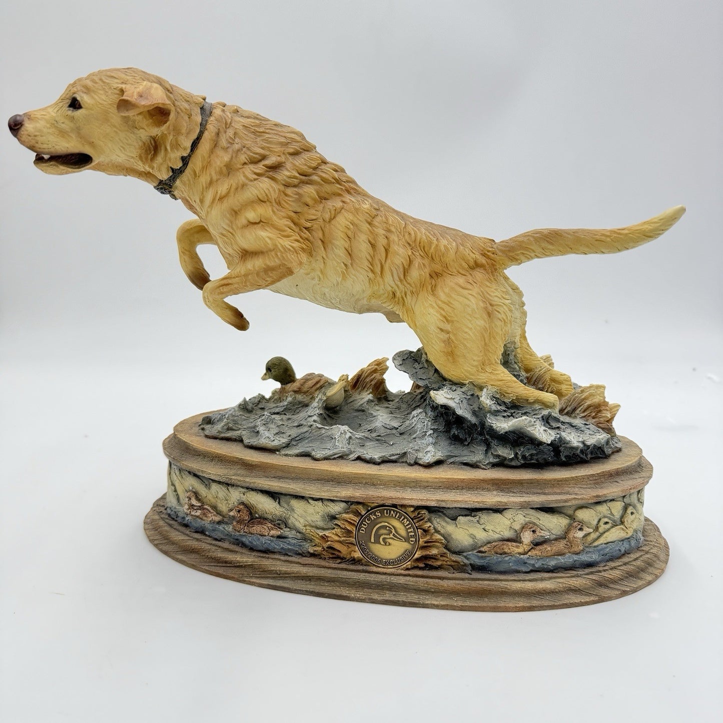 Ducks Unlimited Labrador 2005/2006 Exclusive On Your Mark signed Rare Sculpture
