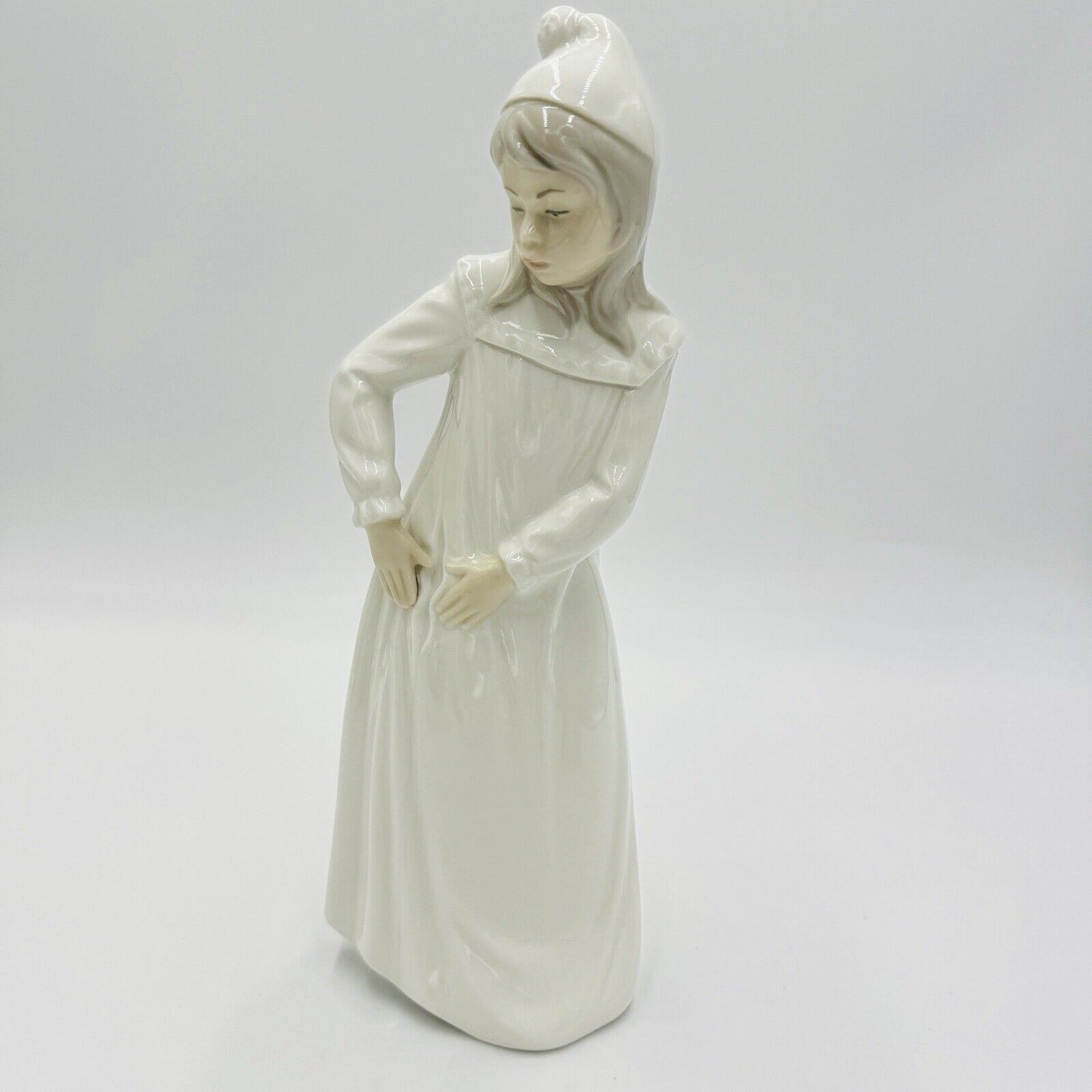 Nao By Lladro Spain Girl with Torn Nightgown Figurine Glossy 11.5in Vintage