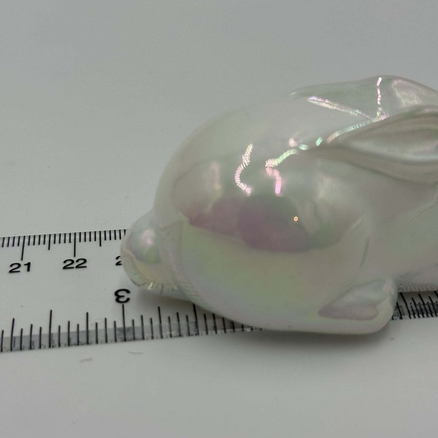 Vintage Mosser art glass iridesent bunny Rabbit figurine White Small Easter 1”x3