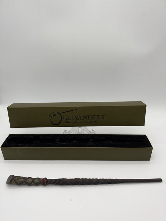 Harry Potter Interactive Ollivanders Holly 8 Wand Universal 15” Wizarding World