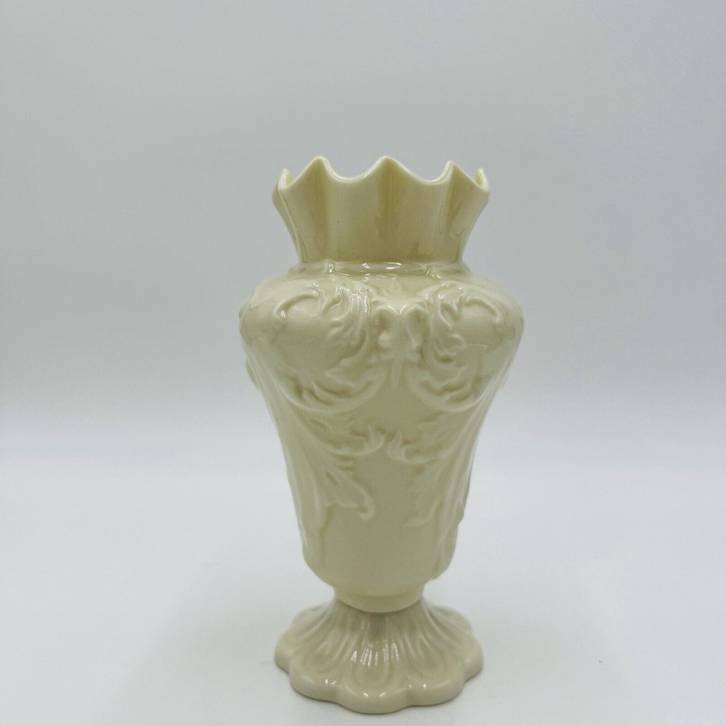 Belleek Rathmore Vase 3RD Green Mark #0857 6th Mark 1965 7.5in Vintage