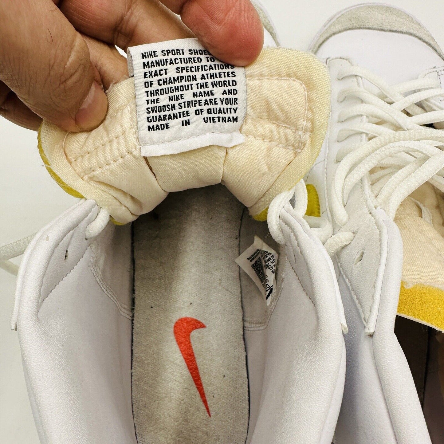 Nike Blazer Women Size 11 77 Mid Vintage Opti Yellow White Sneaker DJ3050-101