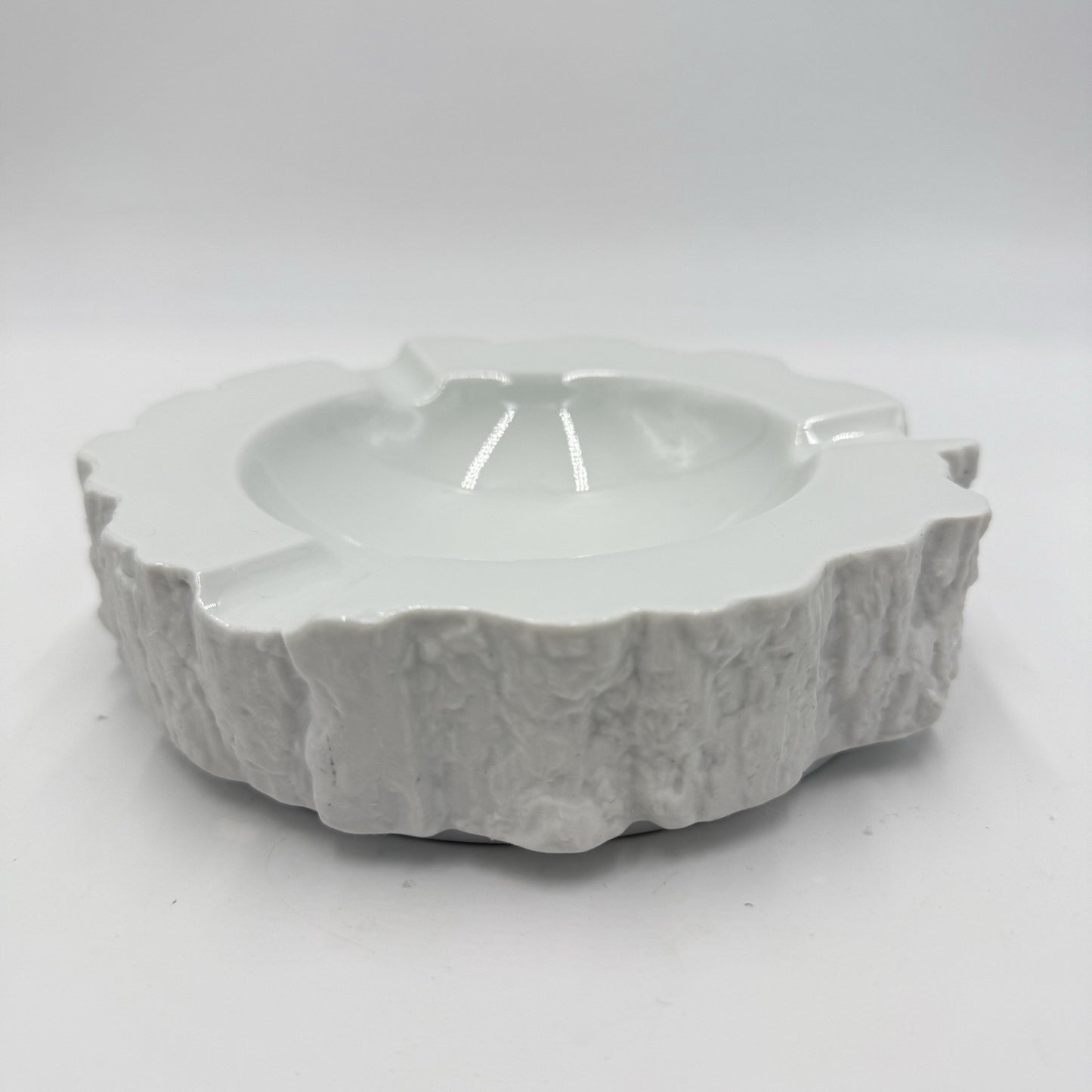 Bareuther Waldsassen Bavaria Porcelain White Ashtray Germany Vintage 2”x6”Rare