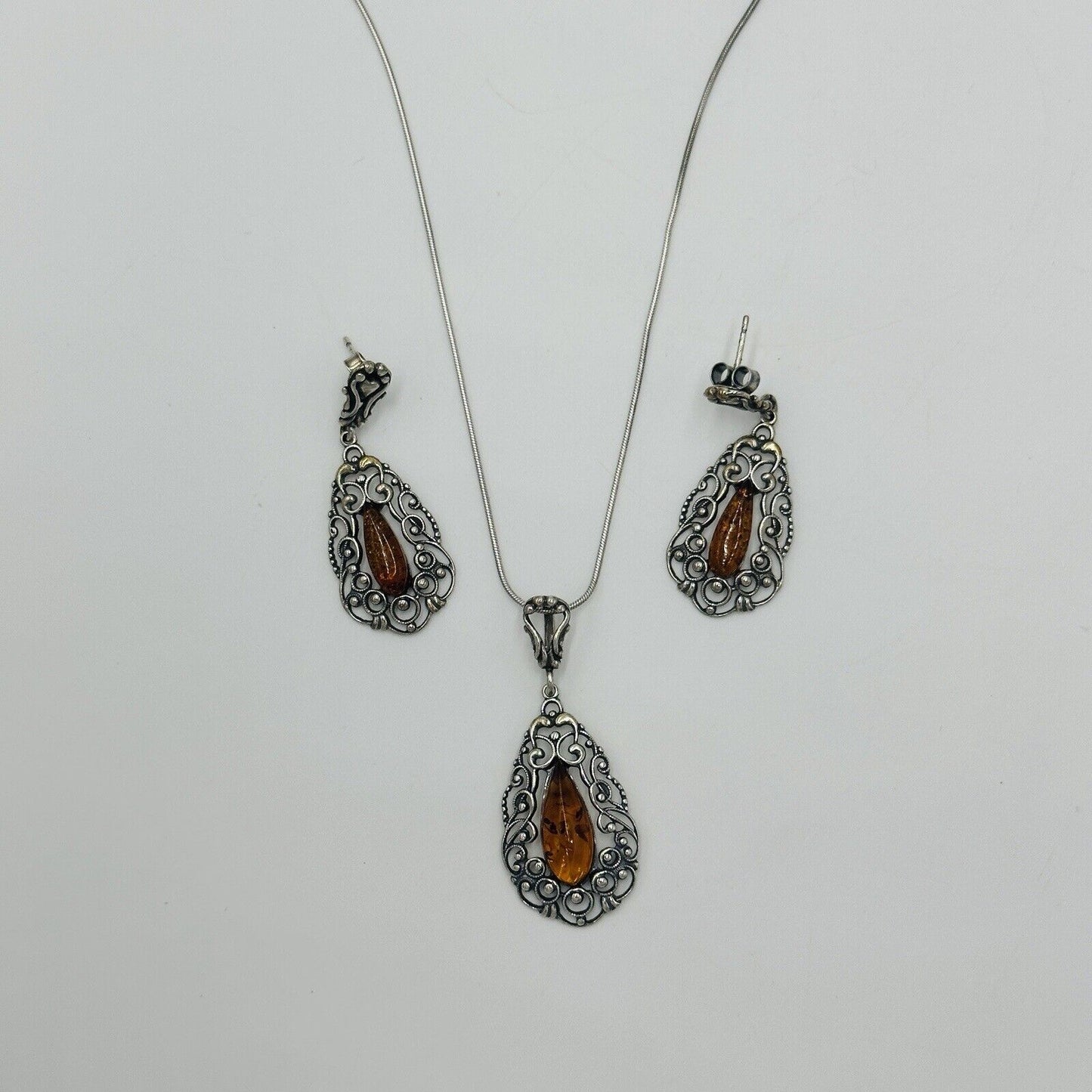 Baltic Women Jewelry Necklace Pendant Earrings Set Amber Sterling Silver Vintage