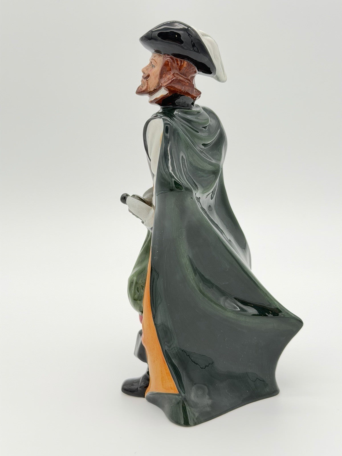 Royal Doulton England Porcelain Cavalier MUSKETEER Figurine HN 2716 Soldier