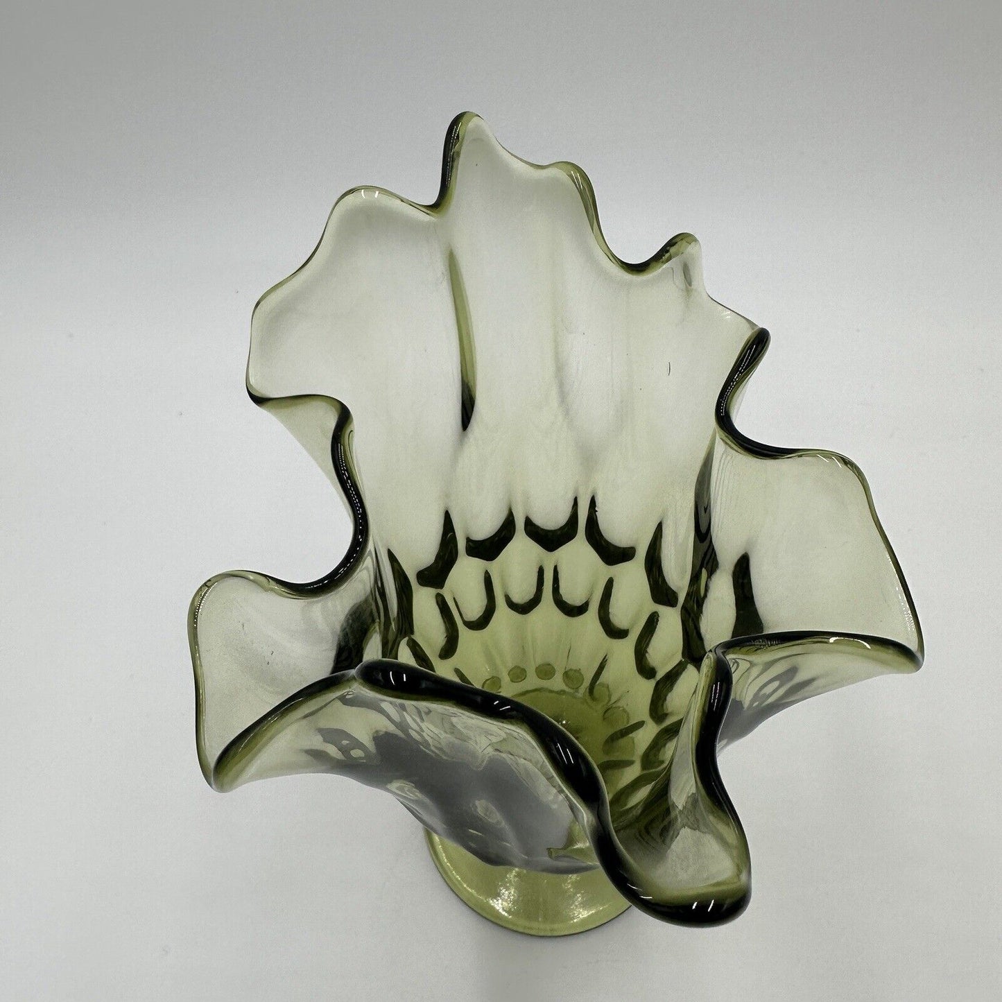 Fenton Vase Glass Colonial Green Thumbprint Handkerchief Compote Ruffled Art