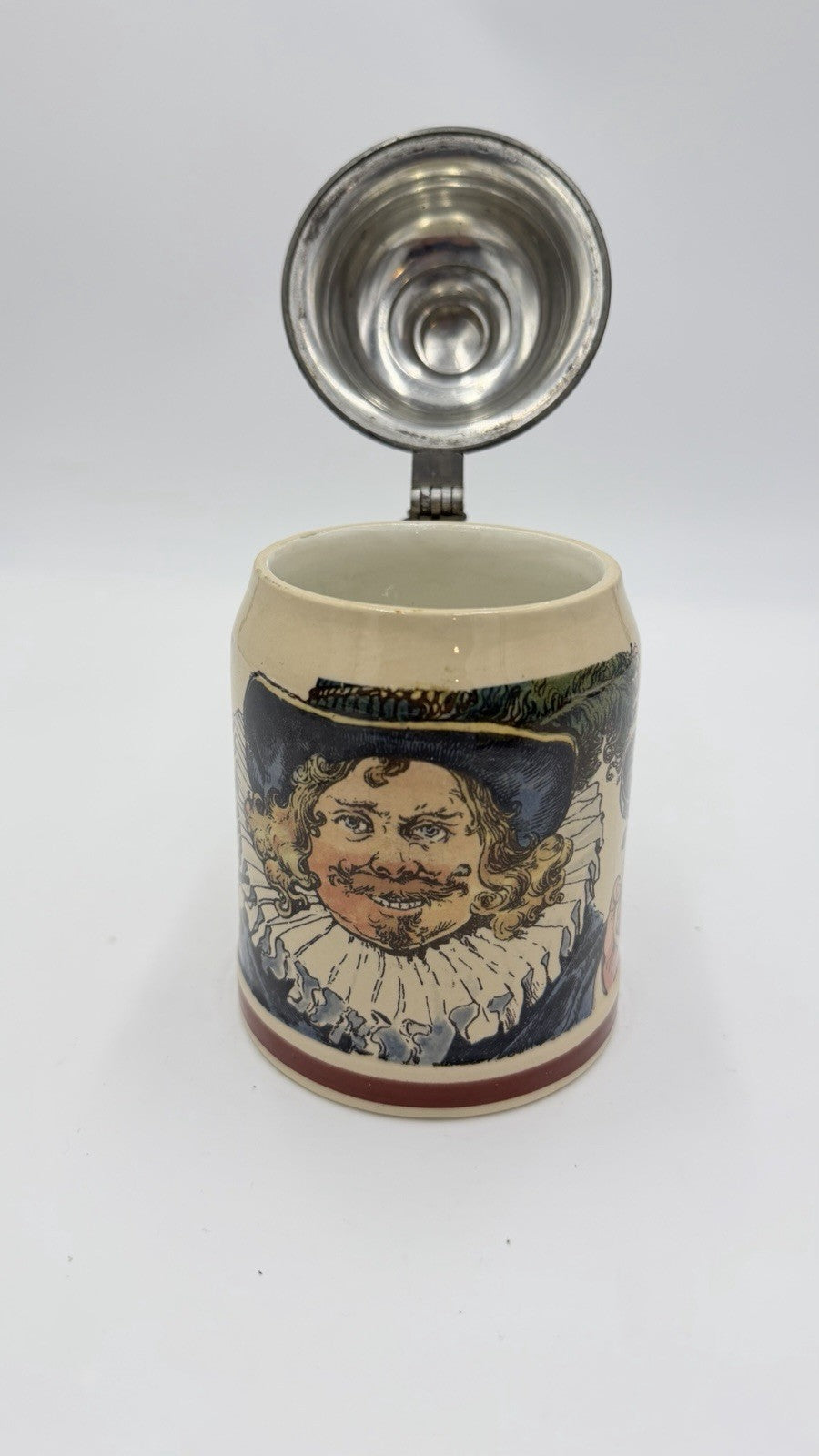Antique Villeroy & Boch Mettlach Lidded German Beer Stein Heinrich Schlitt 1/2L
