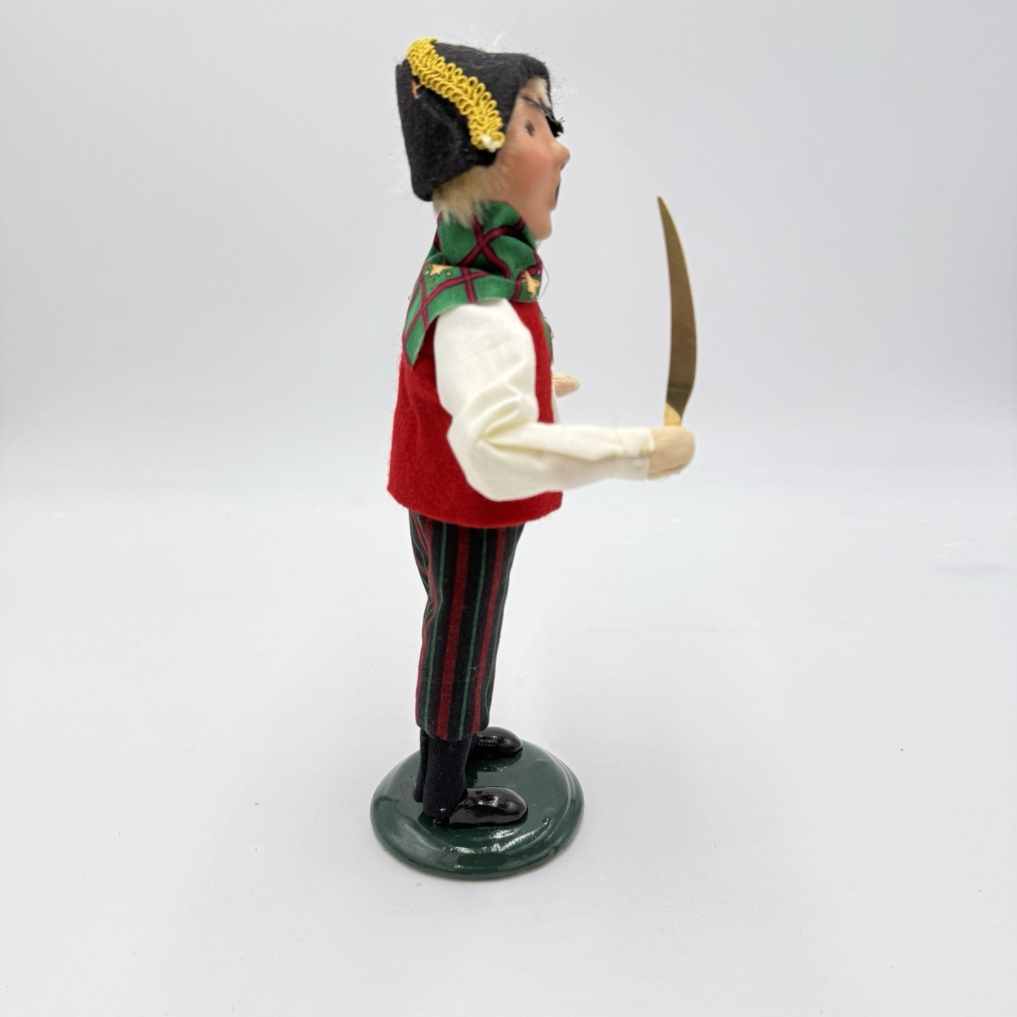 BYER'S CHOICE LTD The Carolers HALLOWEEN PIRATE COSTUME 2001 Art Folk Figurine