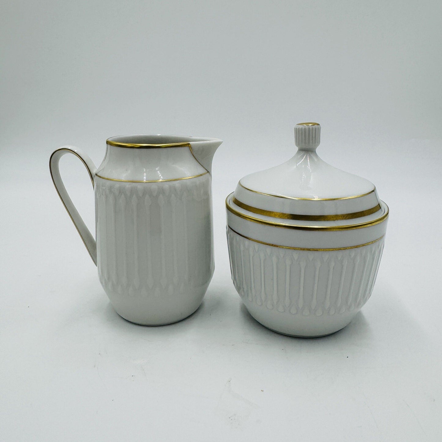 Hutschenreuter Luxor Germany Porcelain 3106 Creamer & Sugar White Gold Trim Rare