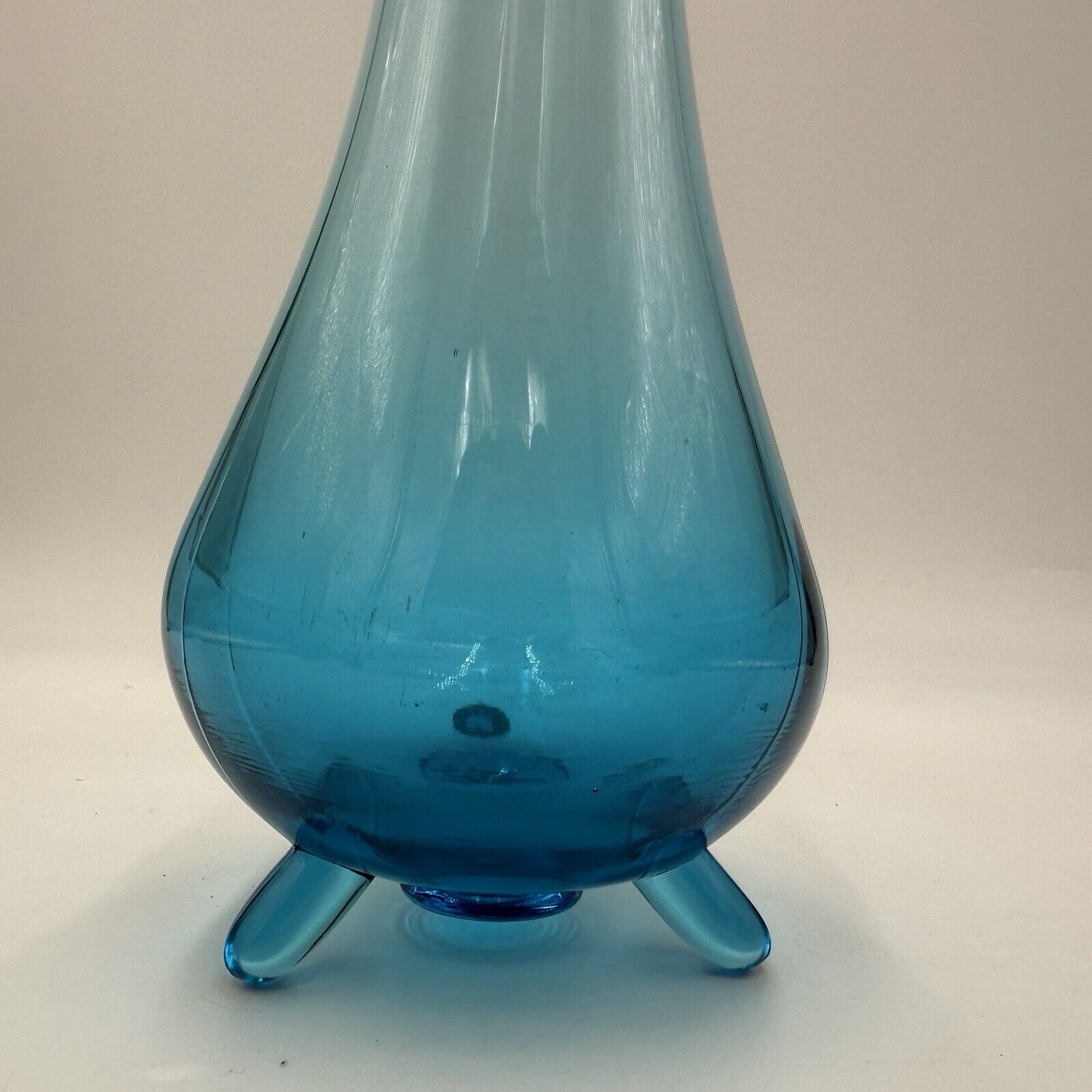 LE Smith Vase 14.5in 3-Toed Art Glass Swung Peacock Blue Vintage Retro Decor MCM