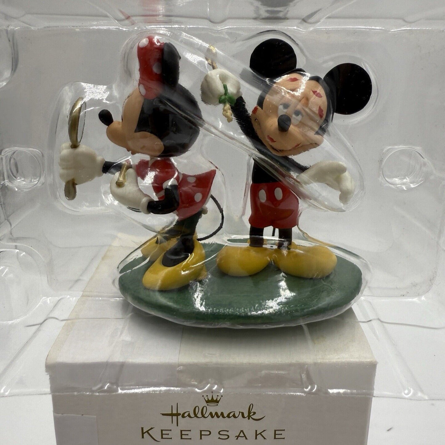 Hallmark Keepsake 2009 Ornament Disney Mistletoe Mickey & Minnie
