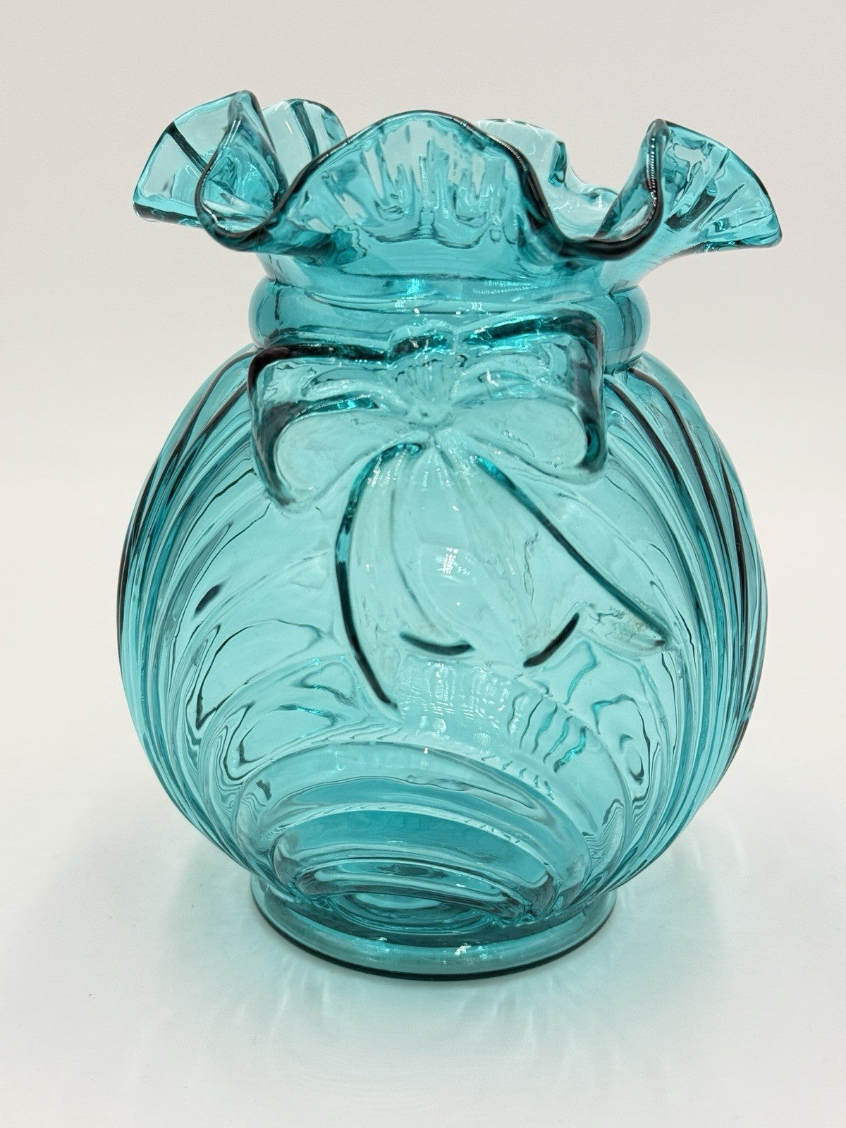 Vtg Fenton Art Glass Turquoise Teal Caprice Swirl w Bow Ruffled Edge Vase 6.5”