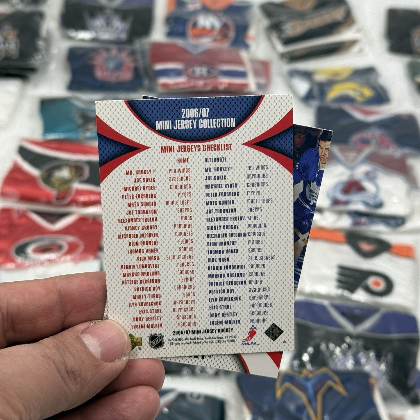 2006/07 Upper Deck Mini Jersey Collection 47 Pieces Miniature Sports Hockey