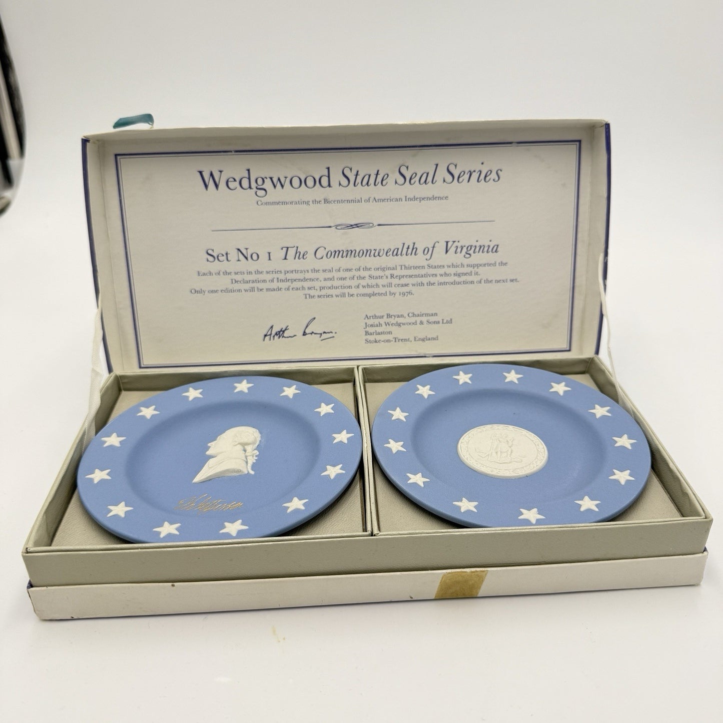 Wedgwood State Seal Series Set No 1 Commonwealth of Virginia Thomas Jefferson