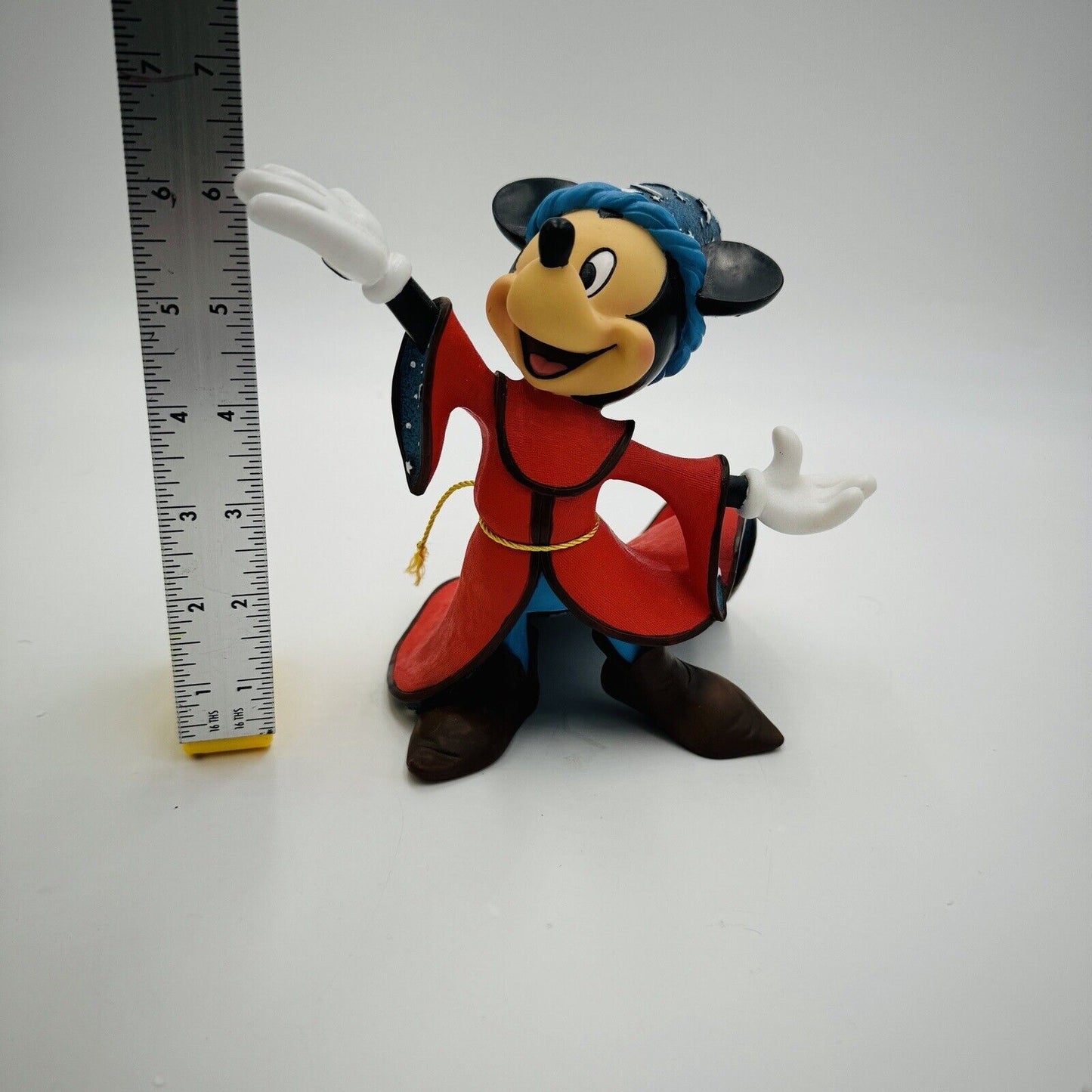 Disney Showcase Sorcerer Mickey 80th Anniversary 6006274 Figurine