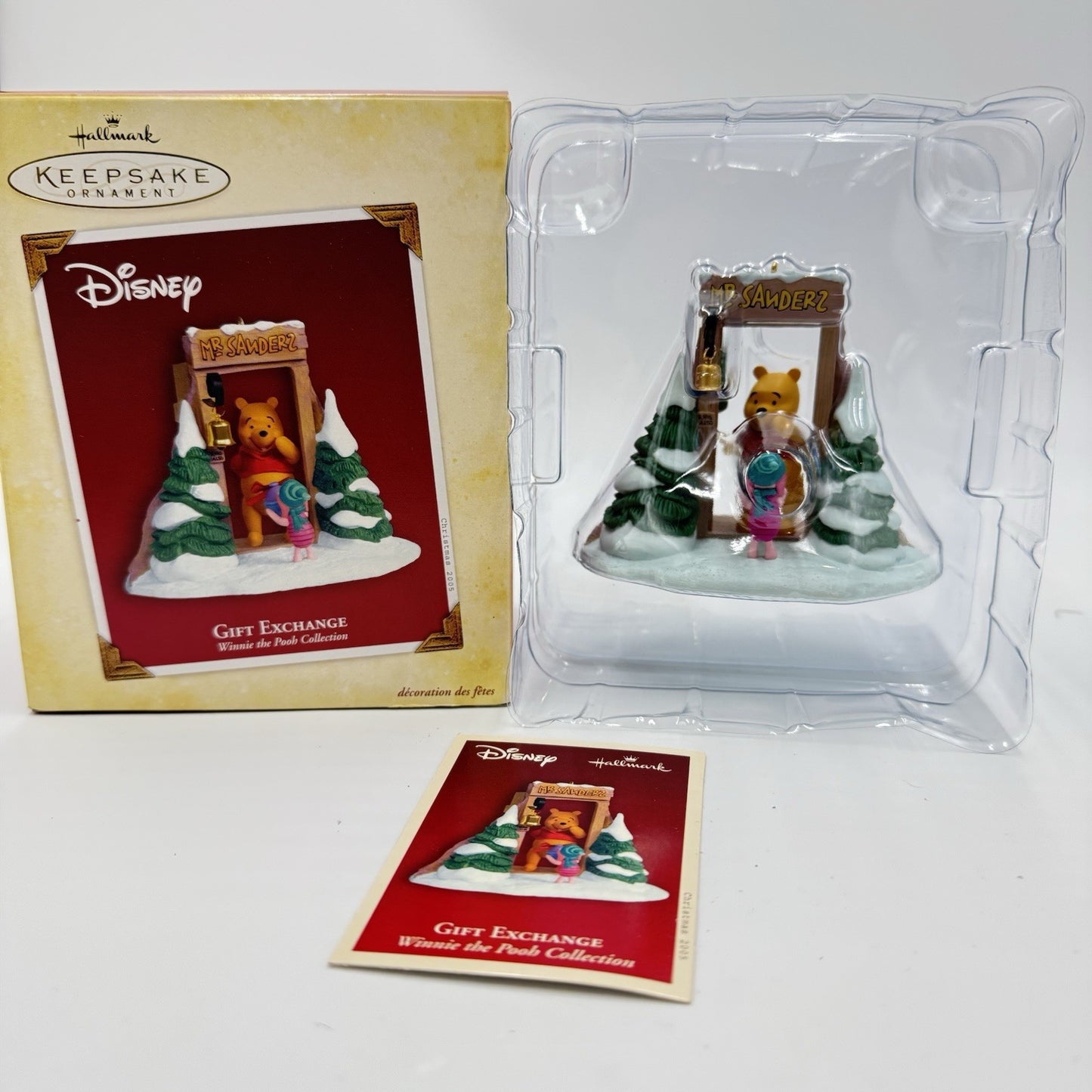 Hallmark WINNIE the POOH and PIGLET Gift Exchange 2005 Keepsake Ornament