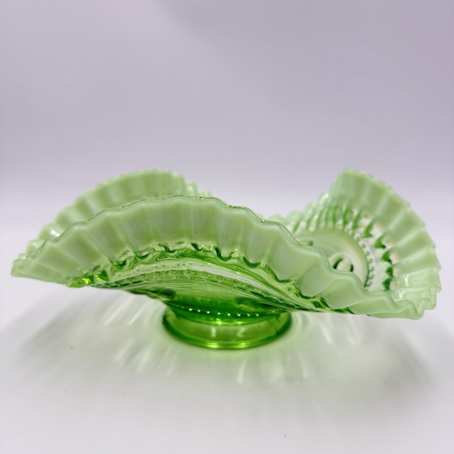 Vintage 1905 Jefferson Art Glass Astro Green Opalescent Art Bowl Ruffled Rim 8"