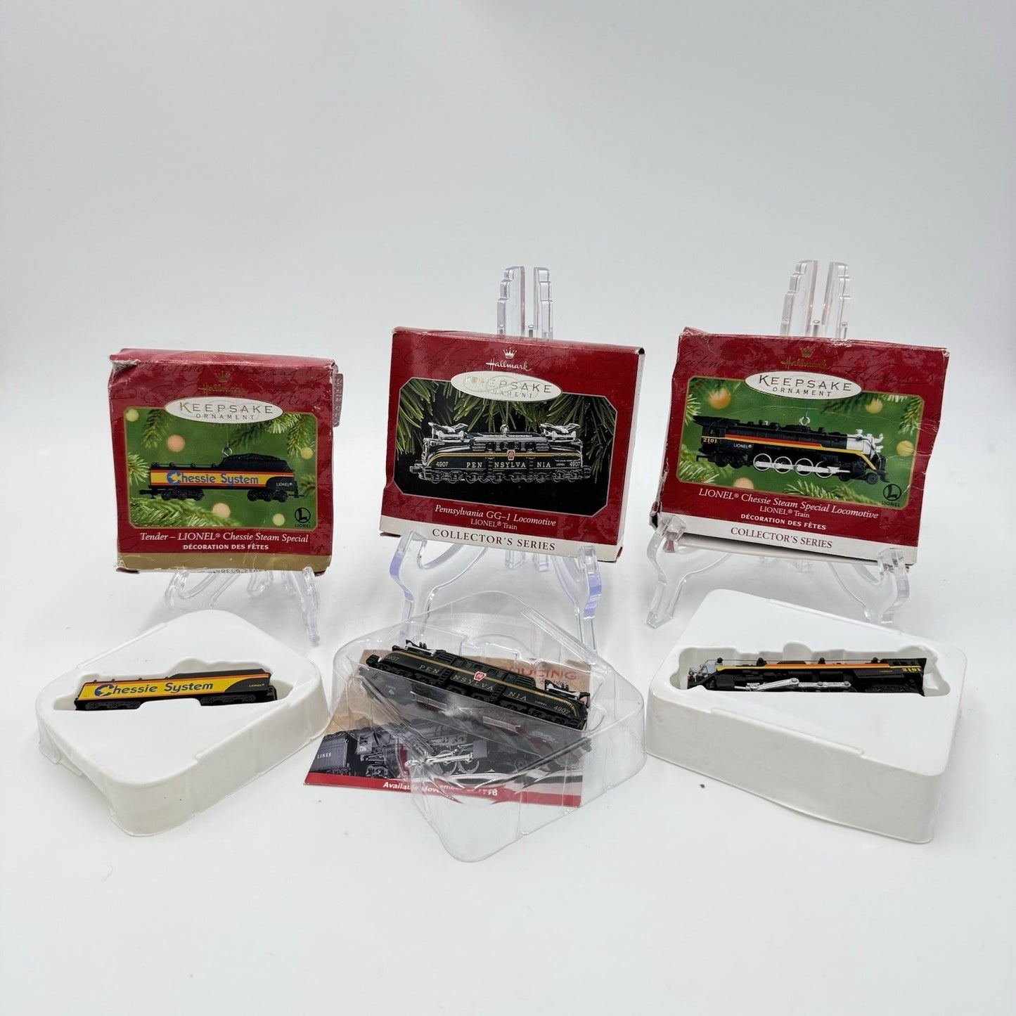 Hallmark Lionel Trains Pennsylvania Chessie Steam Locomotive Christmas Ornaments
