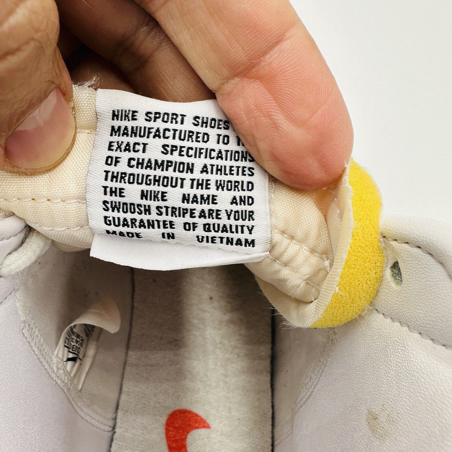 Nike Blazer Women Size 11 77 Mid Vintage Opti Yellow White Sneaker DJ3050-101