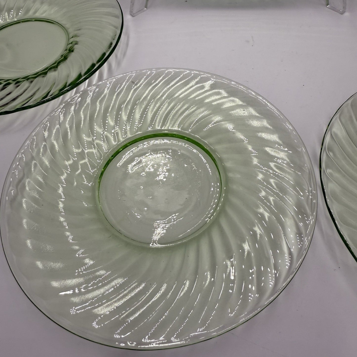 Anchor Hocking Green Swirl Depression Glass 1930’s Plates 6”& 8” Uranium Set 5
