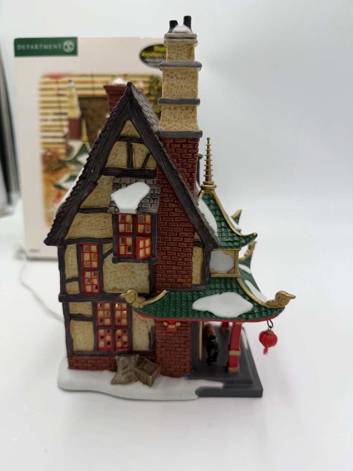 Department56 Dickens VIllage Canton Tea Trading Porcelain Christmas W/box Works