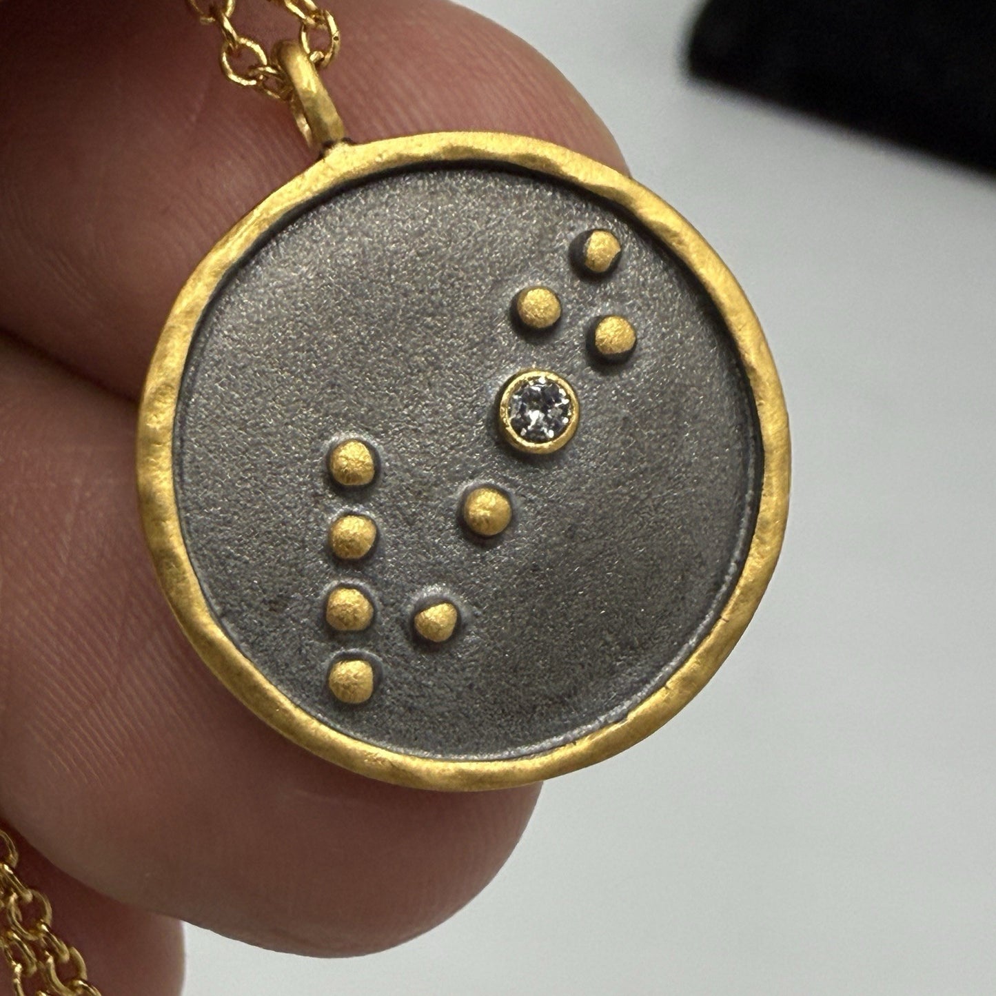 Satya Zodiac Necklace pisces ♓️ Gold Tone 18.5” L Necklace W/pendant