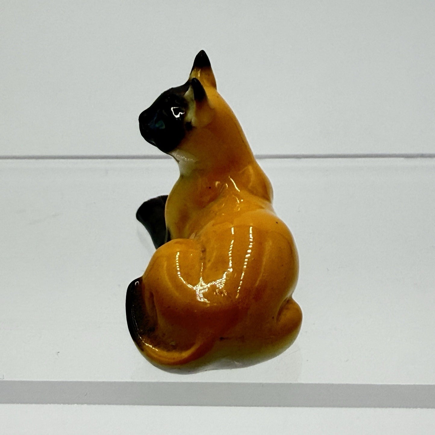 Vintage Bone China Siamese Painted Cat Miniature Figurine 1.5”x 2.5”
