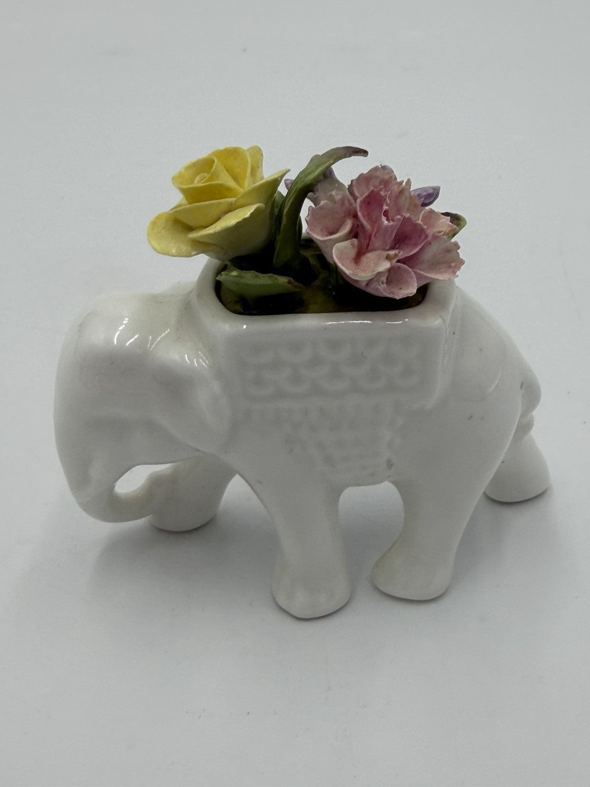 Coalport England Elephant White Pink Yellow Flowers Bouquet Figurine Porcelain