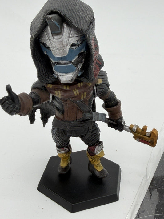 Bungie Destiny 2 Cayde-6 figure & metal class crest keychain Video Game Series