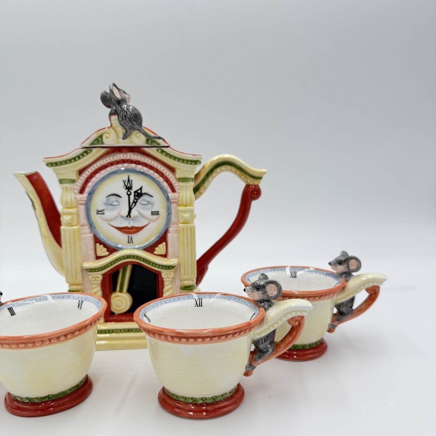 Dept 56 Storybook "Hickory Dickory Dock" Handpainted Ceramic Teapot & 4 Tea Cups