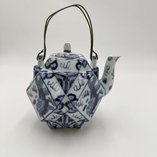 Chinese Glazed Blue And White Porcelain Teapot Painted Dragons Kangxi Mark Small