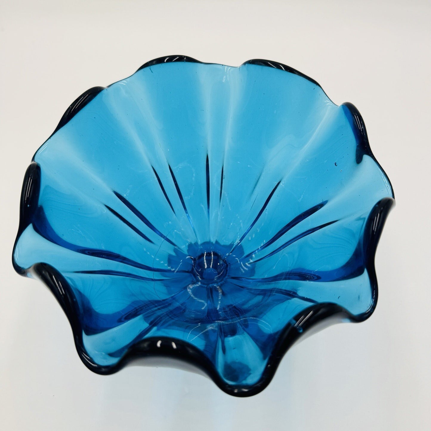 MCM L E Smith Glass Pedestal Peacock Blue Bowl With Ruffled Rim Rippled Sides 7"
