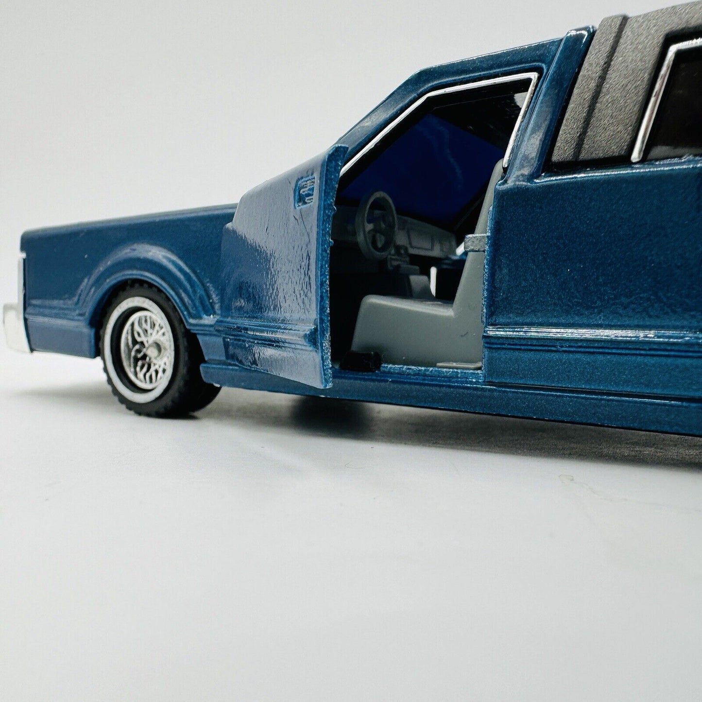 Vintage Diecast Majorette Super Movers Limousine 1/32 Sc. 3045 Series Blue