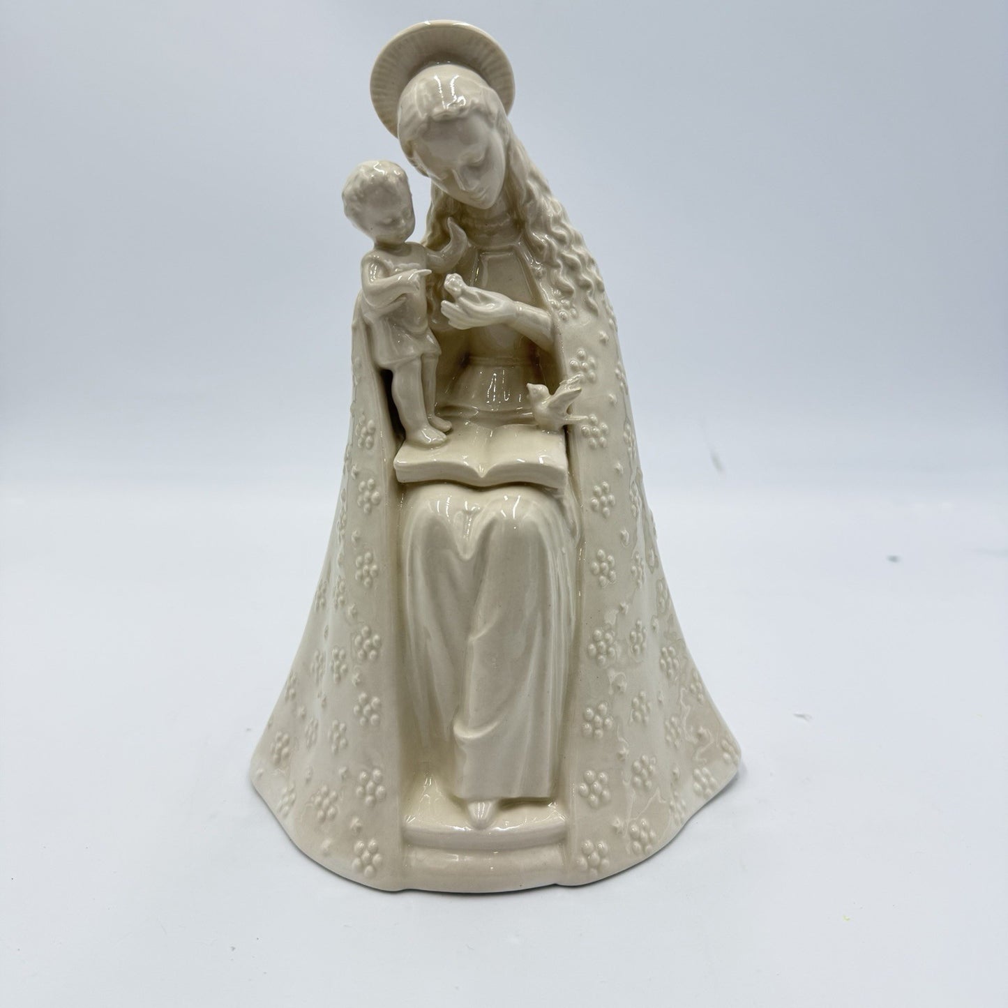 Vintage Hummel Figurine Flower Madonna & Child Full Bee Porcelain Goebel 10/1