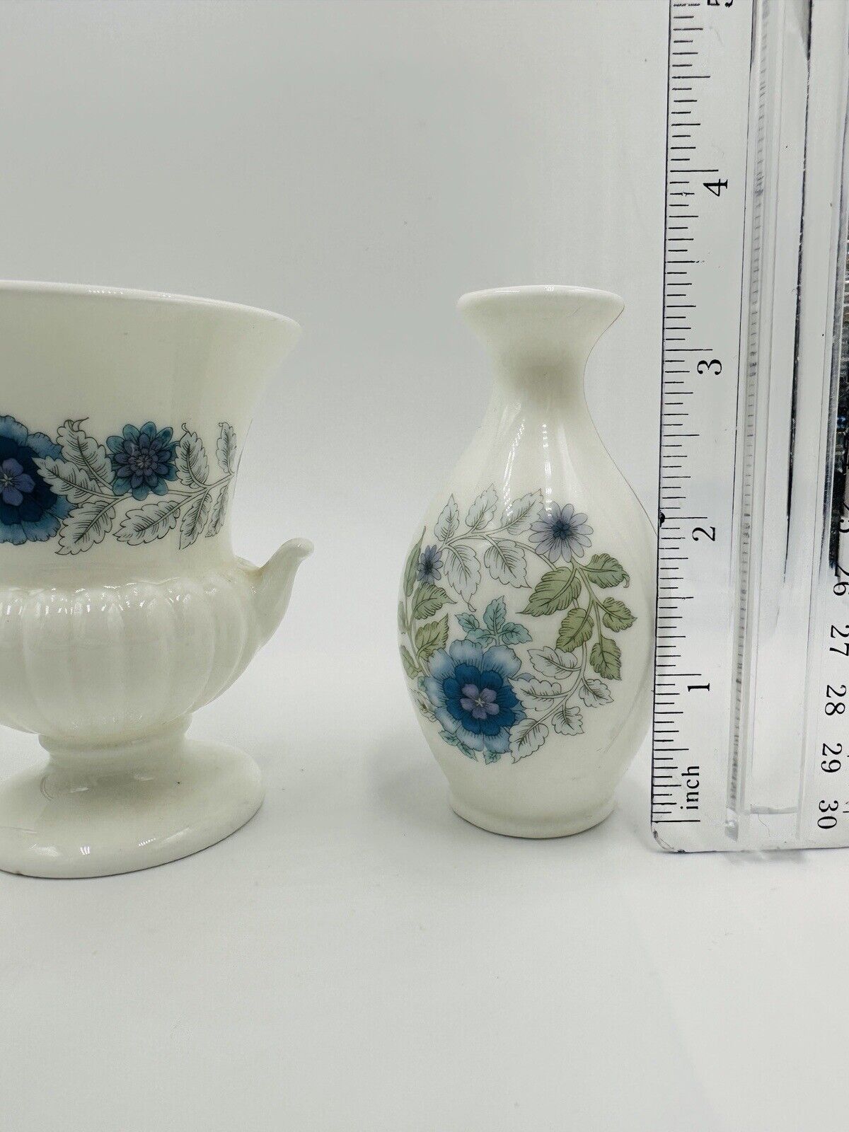 Set of 3 Wedgwood Vases Urn Bud Clementine Bone China Mini Set Vintage Decor